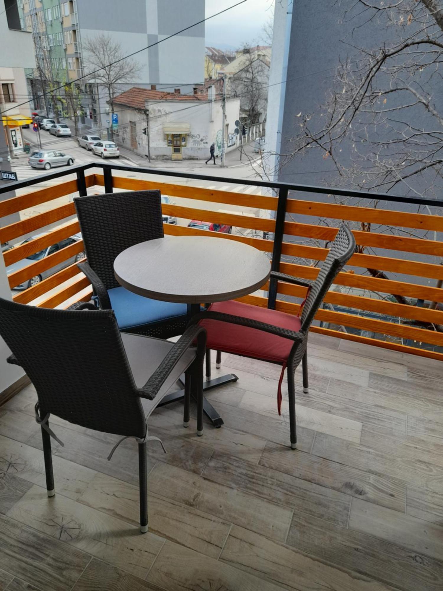V & V Studio Apartments Ni Værelse billede